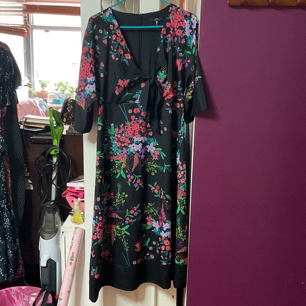 Trina Turk Black Floral Midi Dress